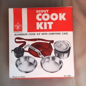 2 Vintage Boy Scouts of America cook kits- mint